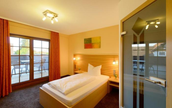 Danner'S Hotel Loewen Marschalkenzimmern Oda fotoğraf