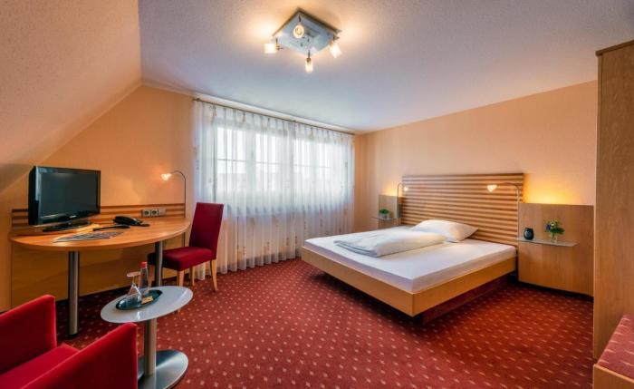 Danner'S Hotel Loewen Marschalkenzimmern Oda fotoğraf